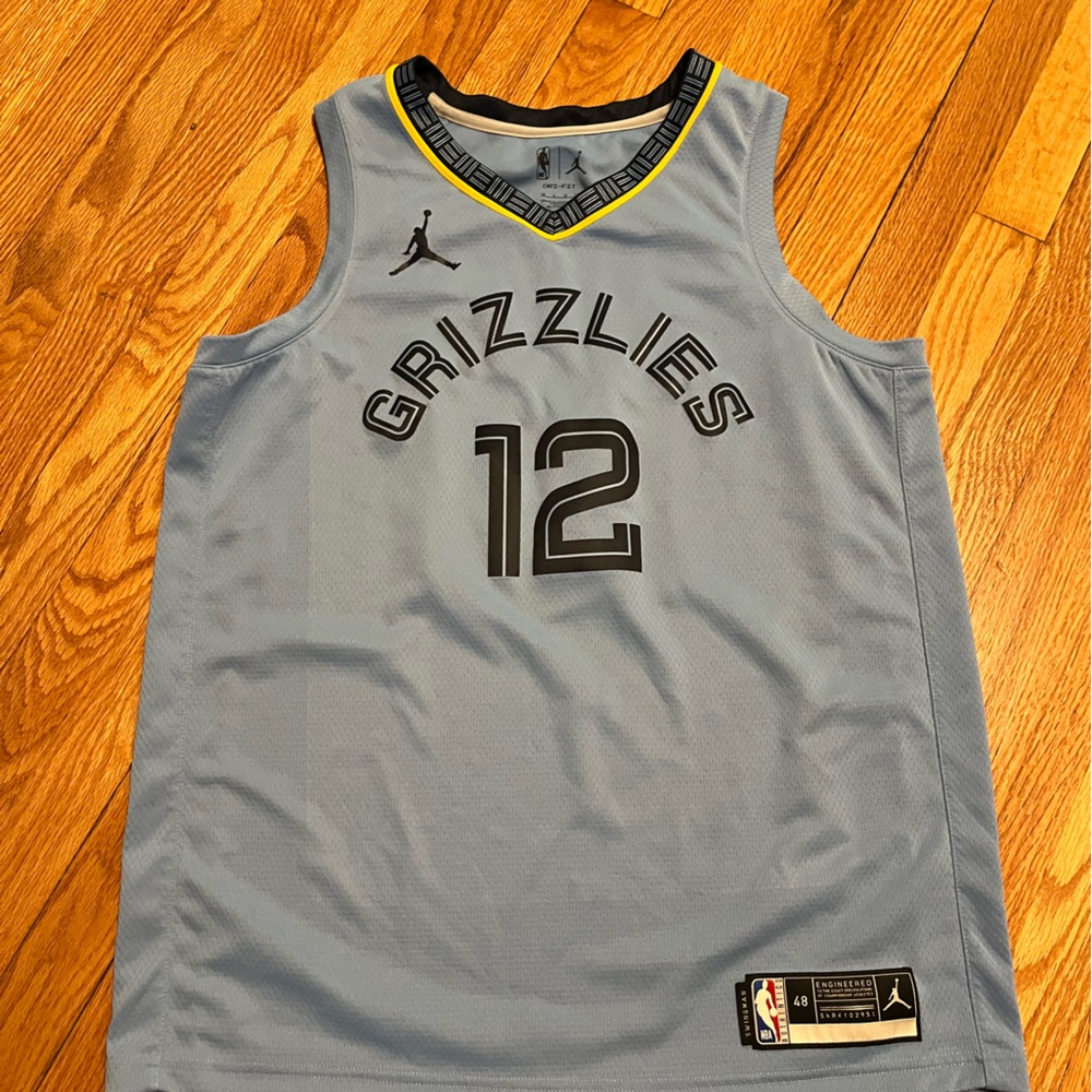 Memphis grizzlies Ja Morant jersey L